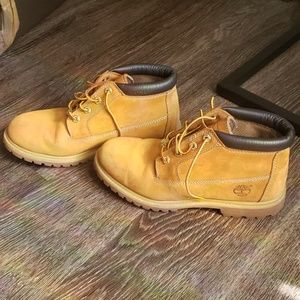 Timberland Boots WMNS 9 *like new*